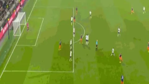 “新帅将至，顶级人选曝光，国安足协杯夺冠望指日可待！”